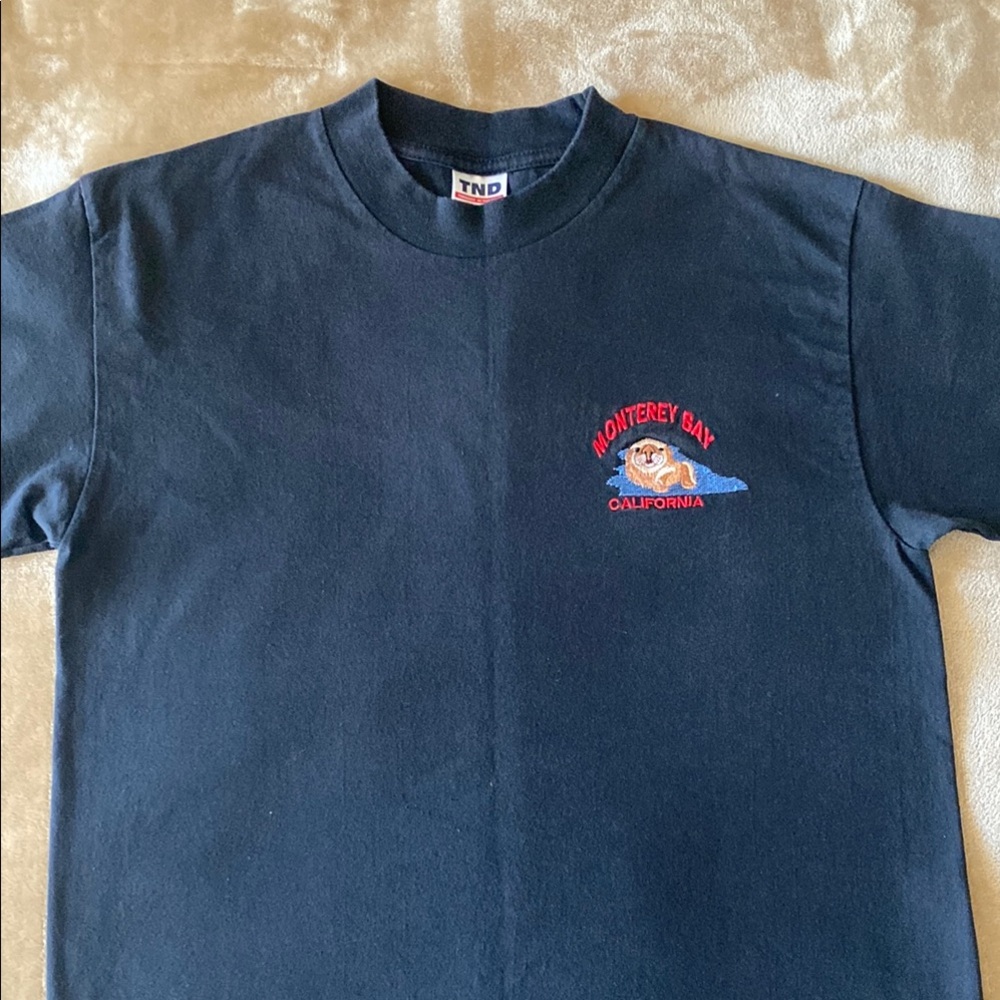 Youth black Monterey Bay T-Shirt